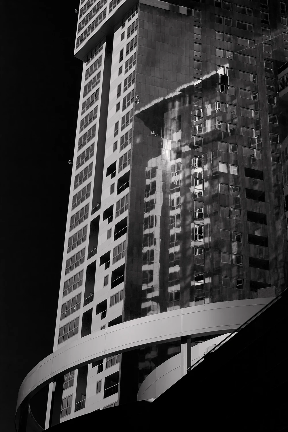 SEA TOWERS