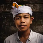 Portret chłopca w Pura Besakih
