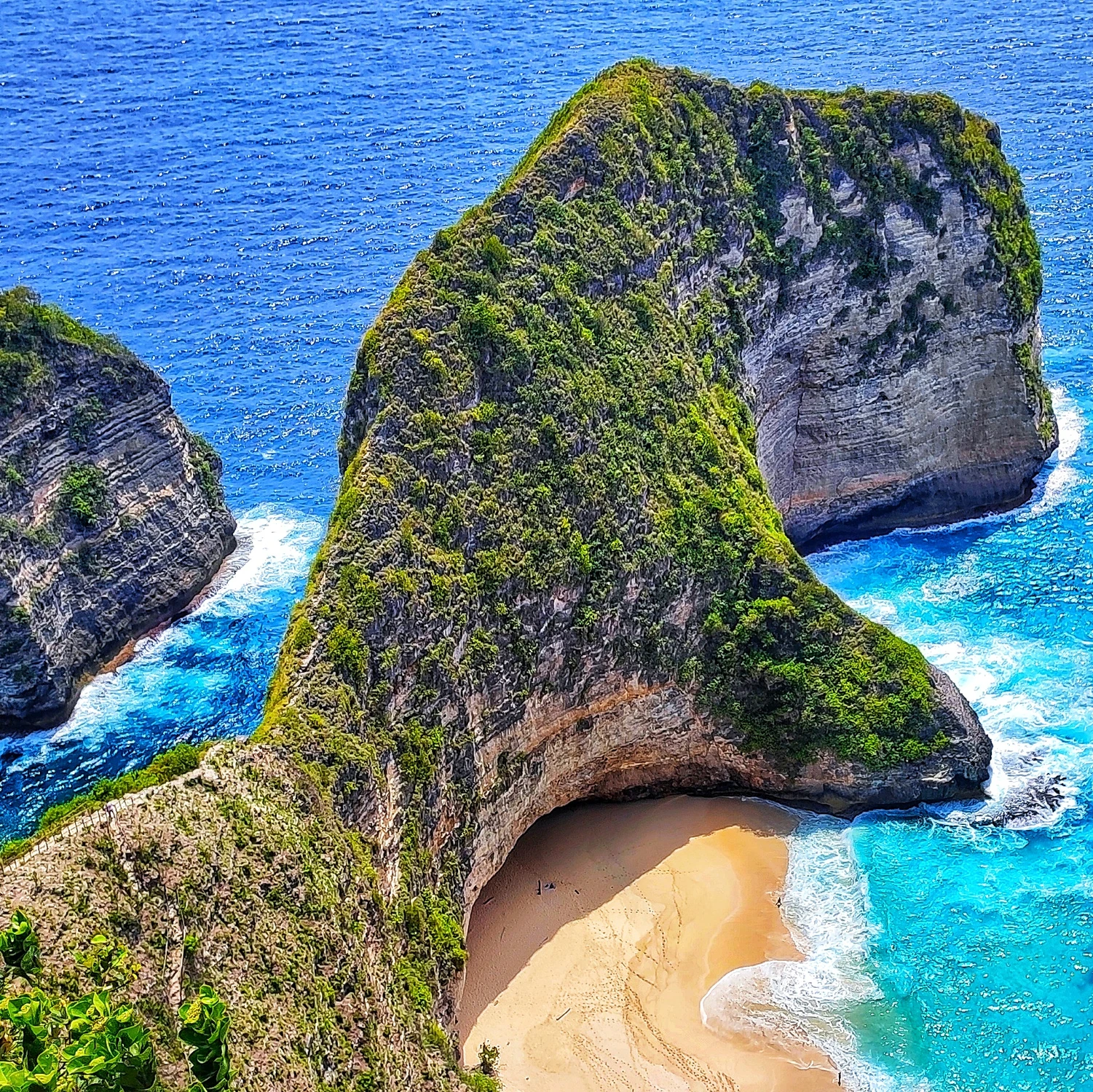Plaże Bali – Nusa Penida  Kelingking Beach 