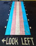 <-LOOK LEFT