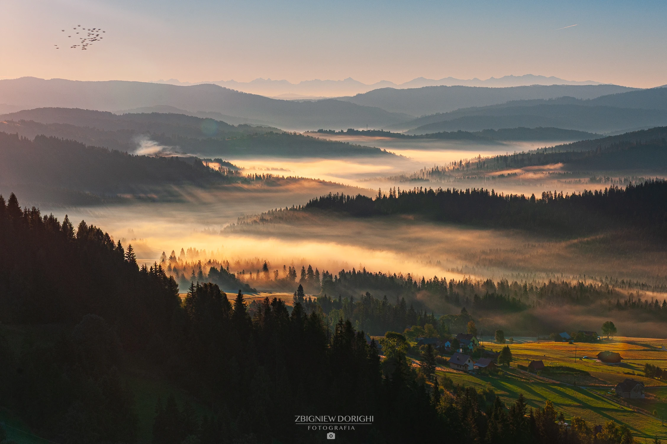 Wschód słońca w Koniakowie