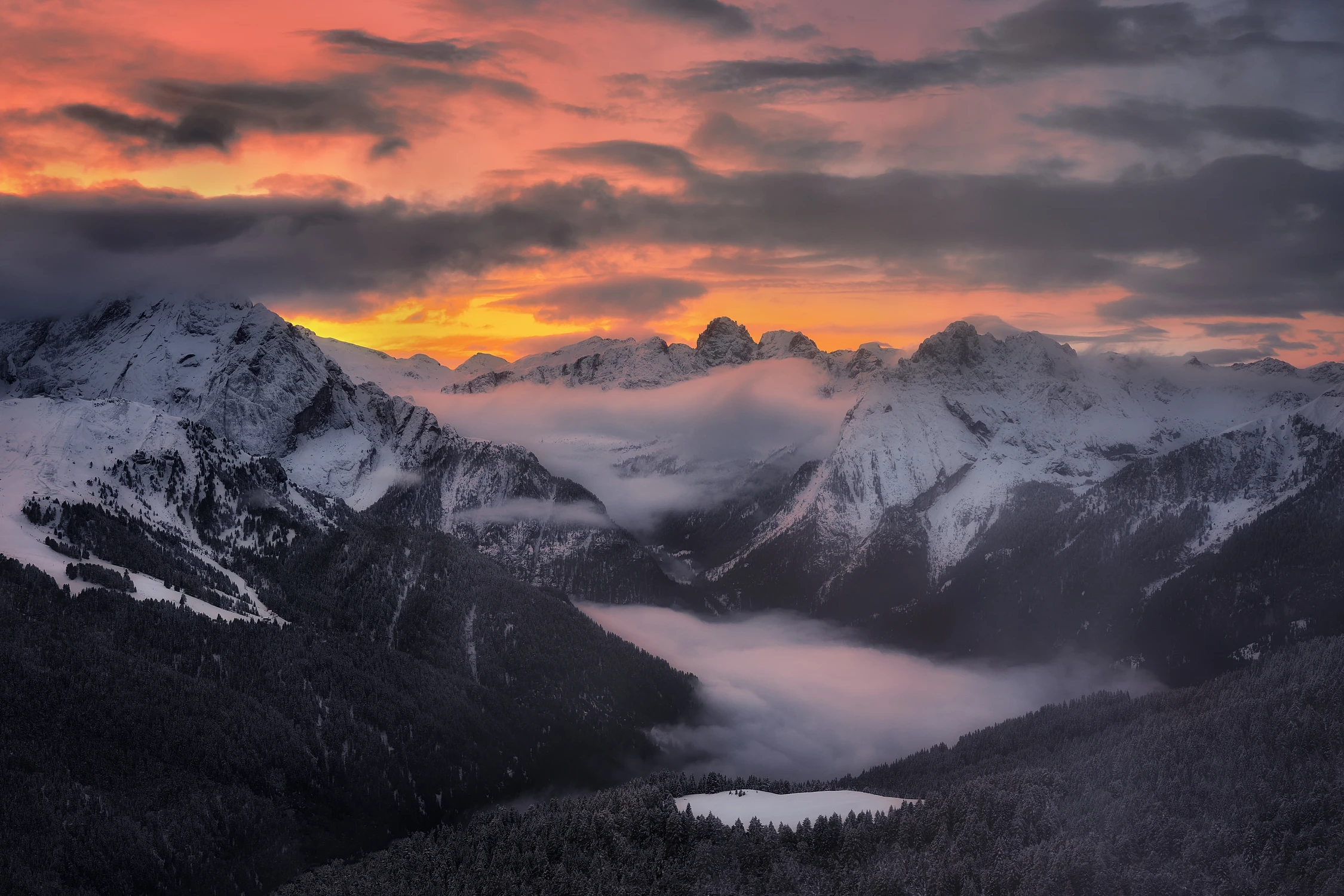 Dolomity