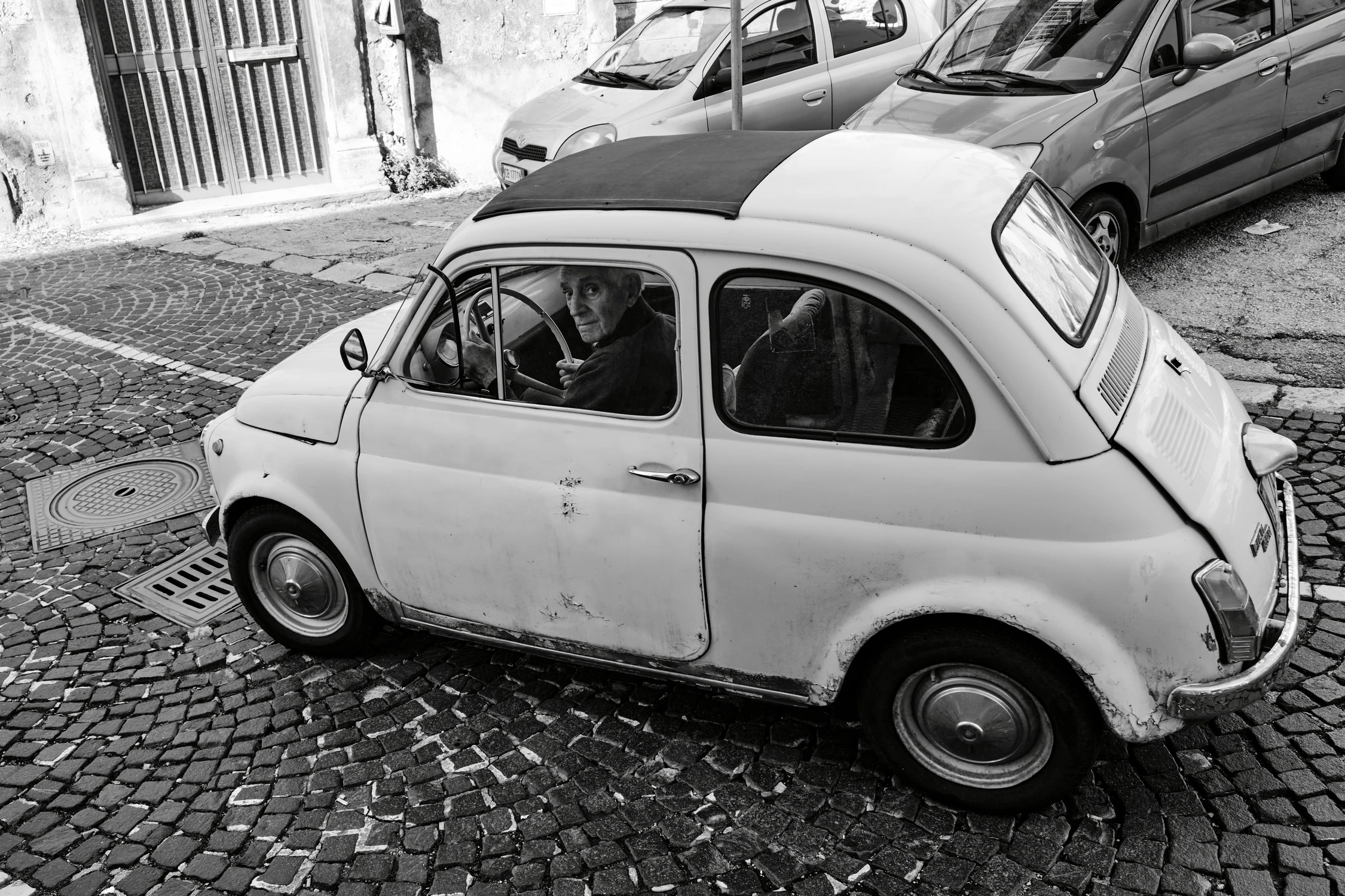 Un guidatore di vecchie glorie 