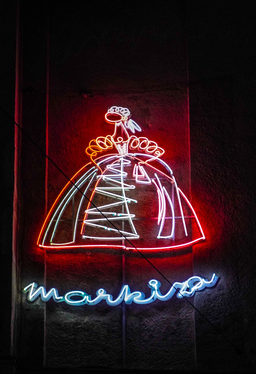 markiza - królowa neonów