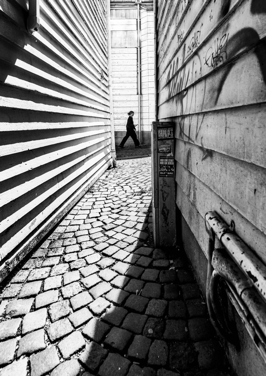 🚶🏻‍♀️‍➡️ wALKEr 🚶🏻‍♀️‍➡️