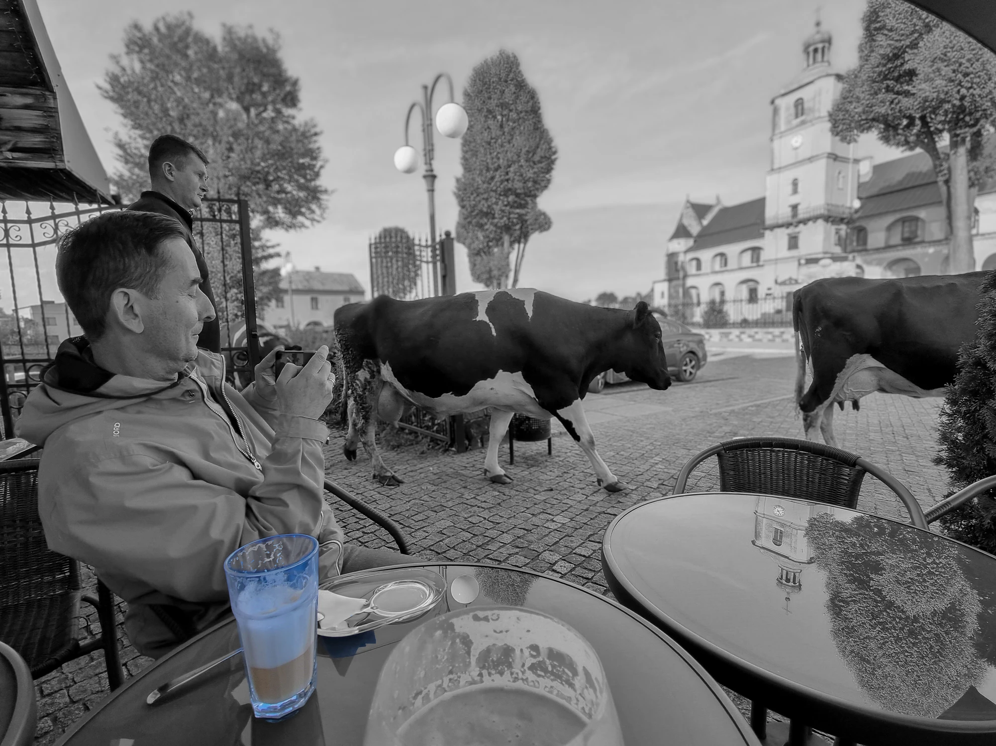 Kawa z mlekiem proszę!