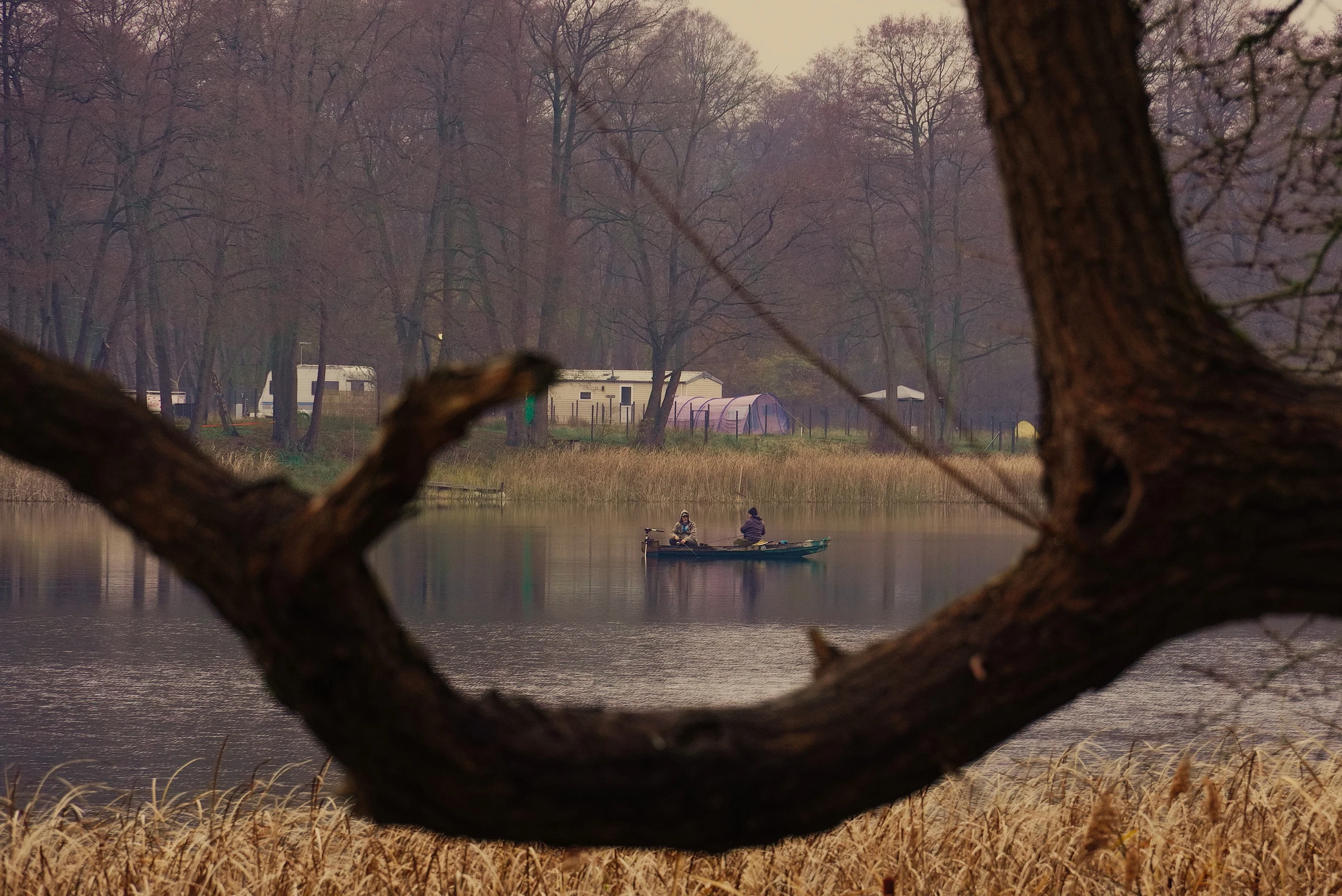 Jesień nad jeziorem.