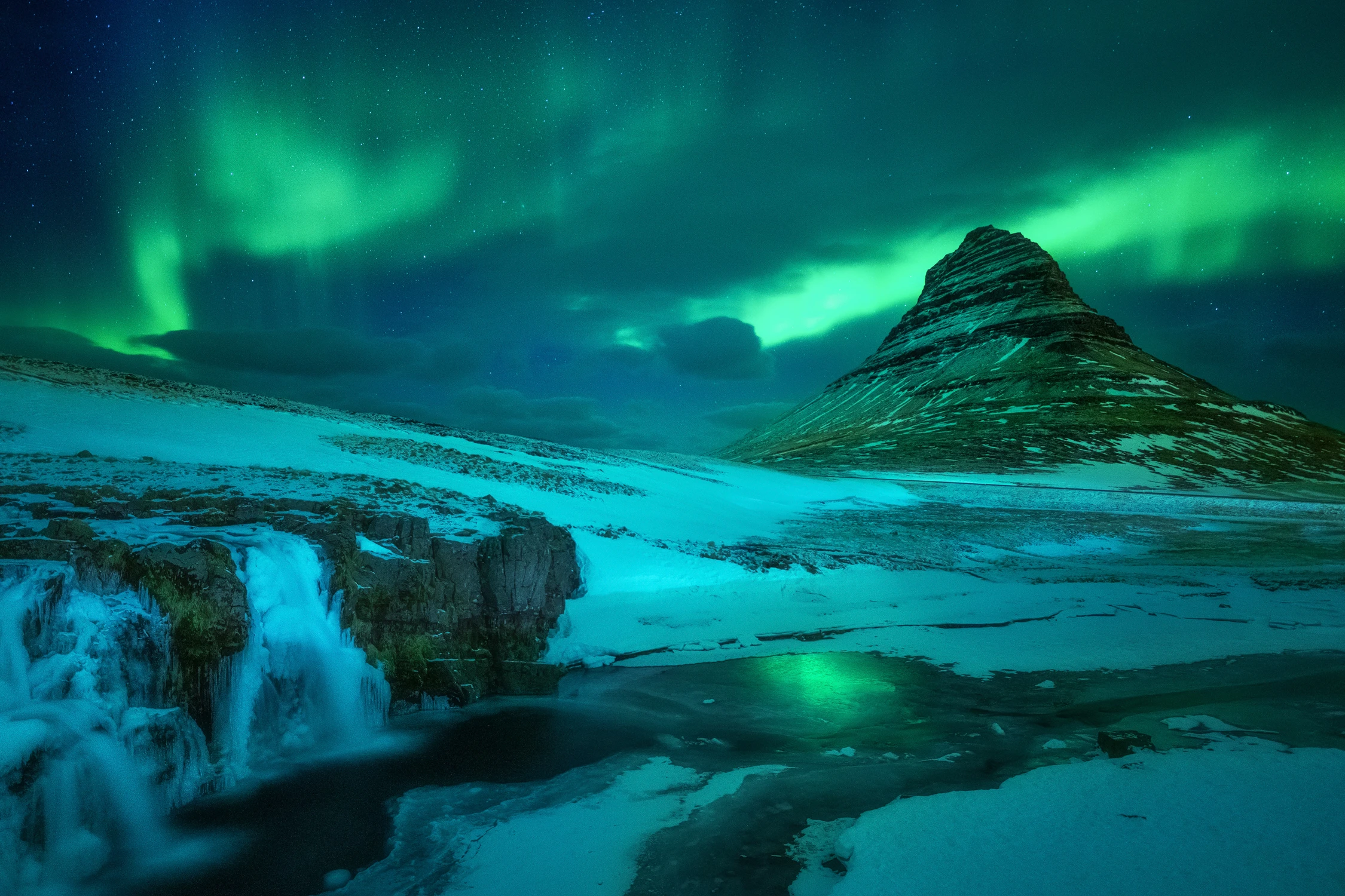 "ZIELONY SEN PÓŁNOCY"