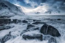 "PÓŁNOCNY ODDECH OCEANU"