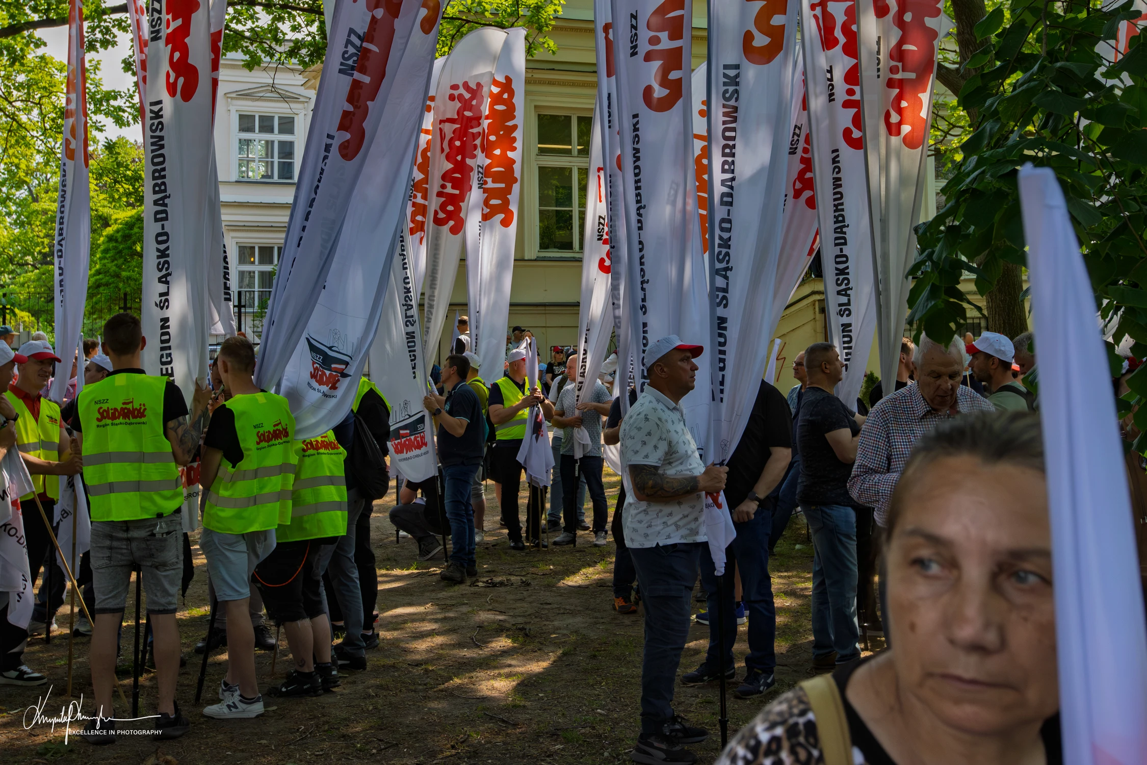 Czy aby jest nas dużo 