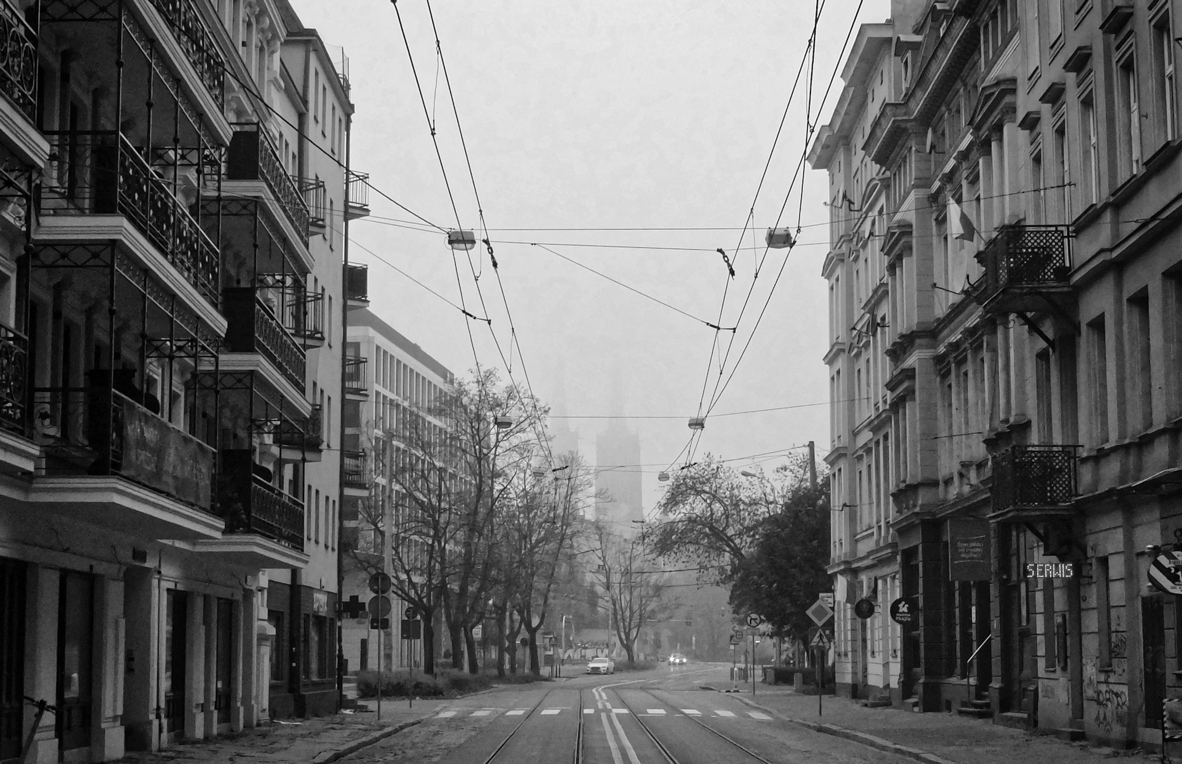 wczesny poranek we Wrocławiu