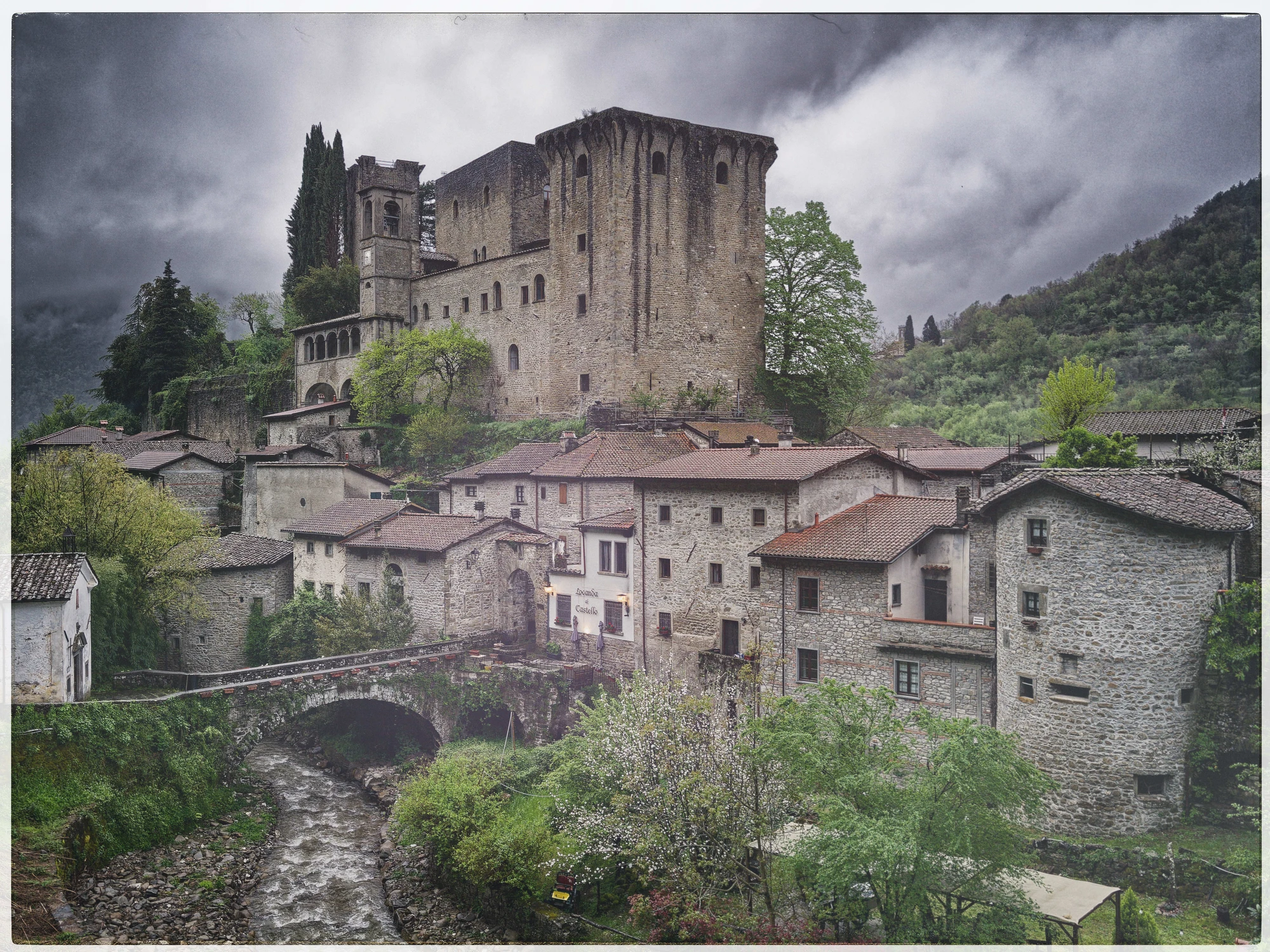 Gdzieś w "słonecznej" Toskanii