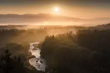 WSCHÓD SŁOŃCA NA PRZEŁOMIE BIAŁKI