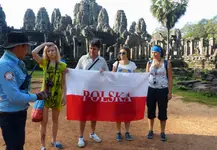 Polska flaga w Angkor Wat