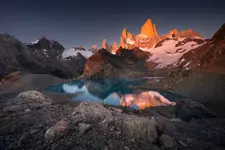 Świt przy Lagunie de los Tres