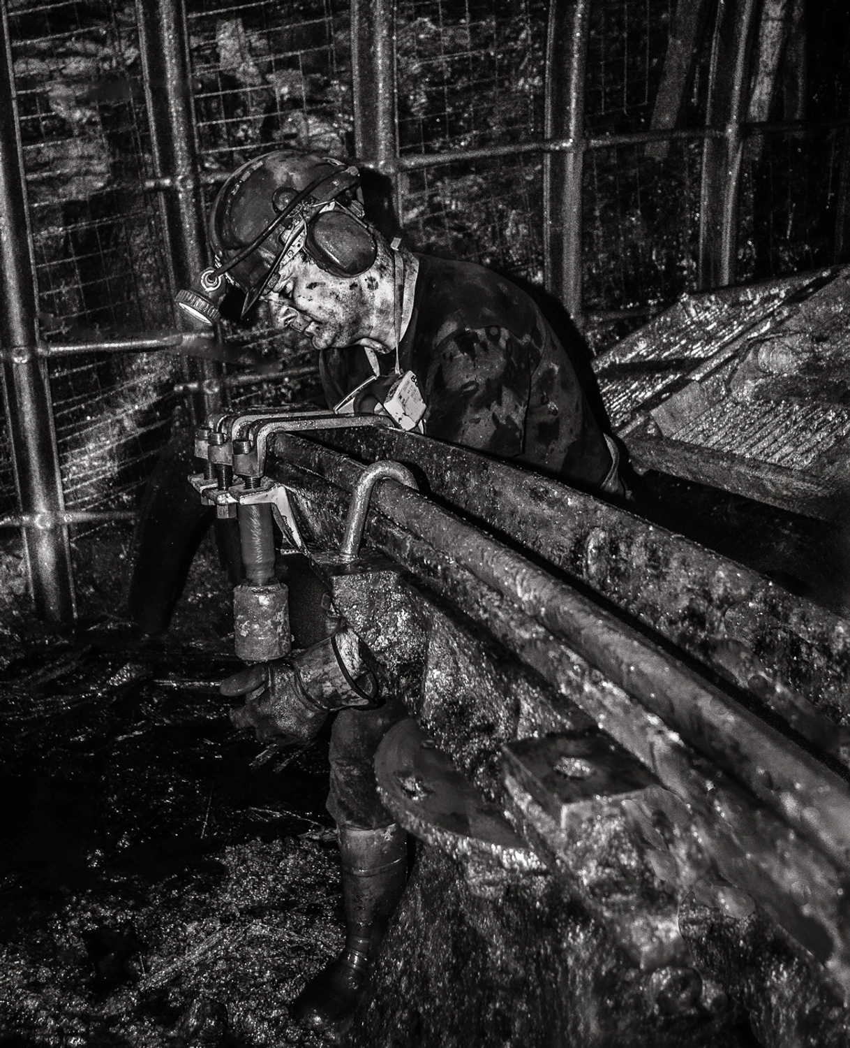 Przygotowanie zamka , pod zabudowę nogi 