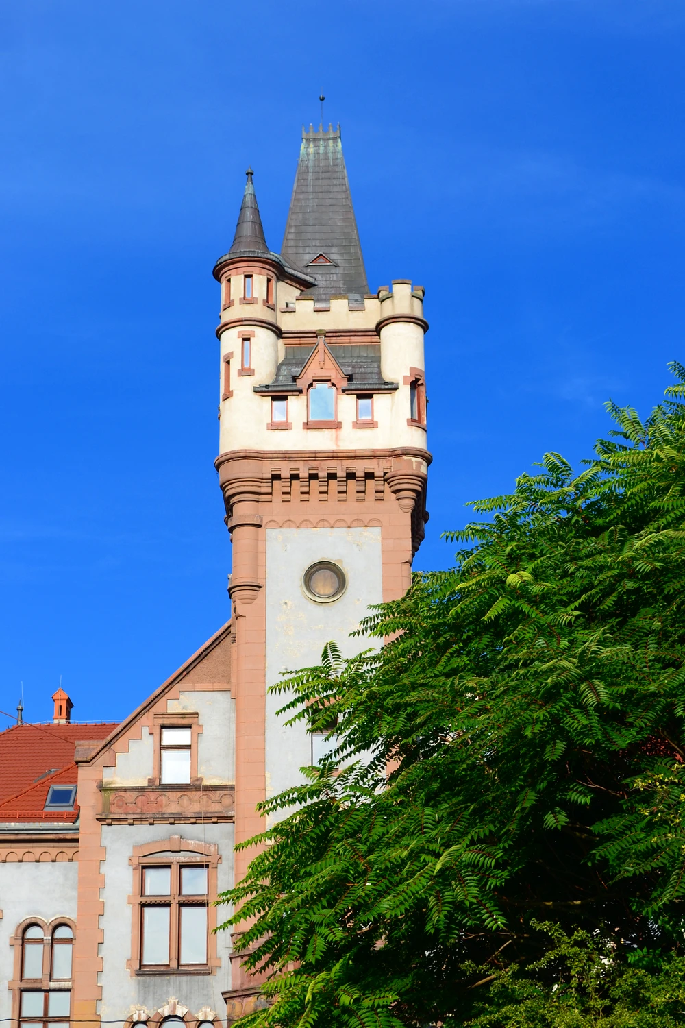 253. Zamek 