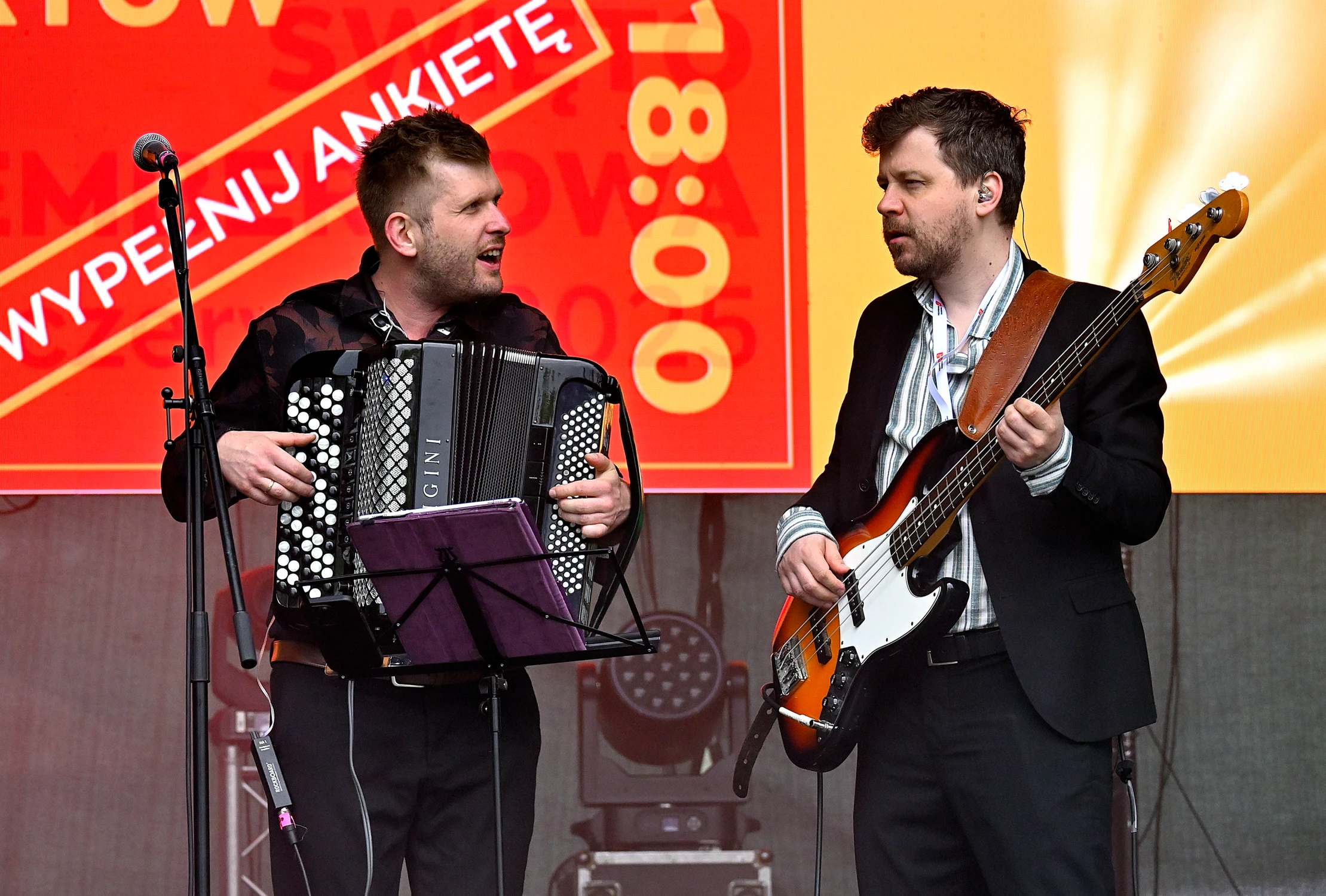 "a Ty..., wypełniłeś już?"