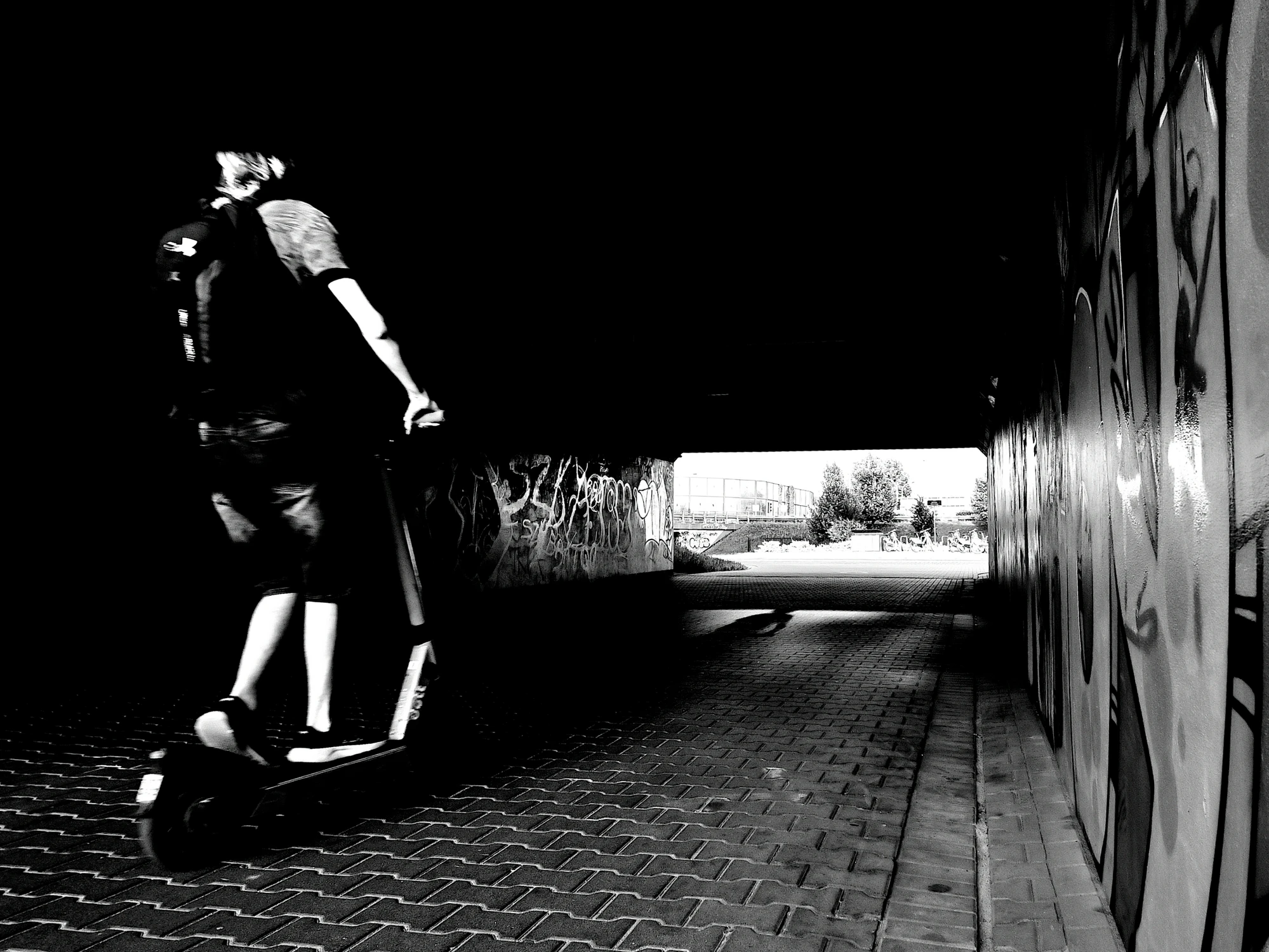 z połową głowy...