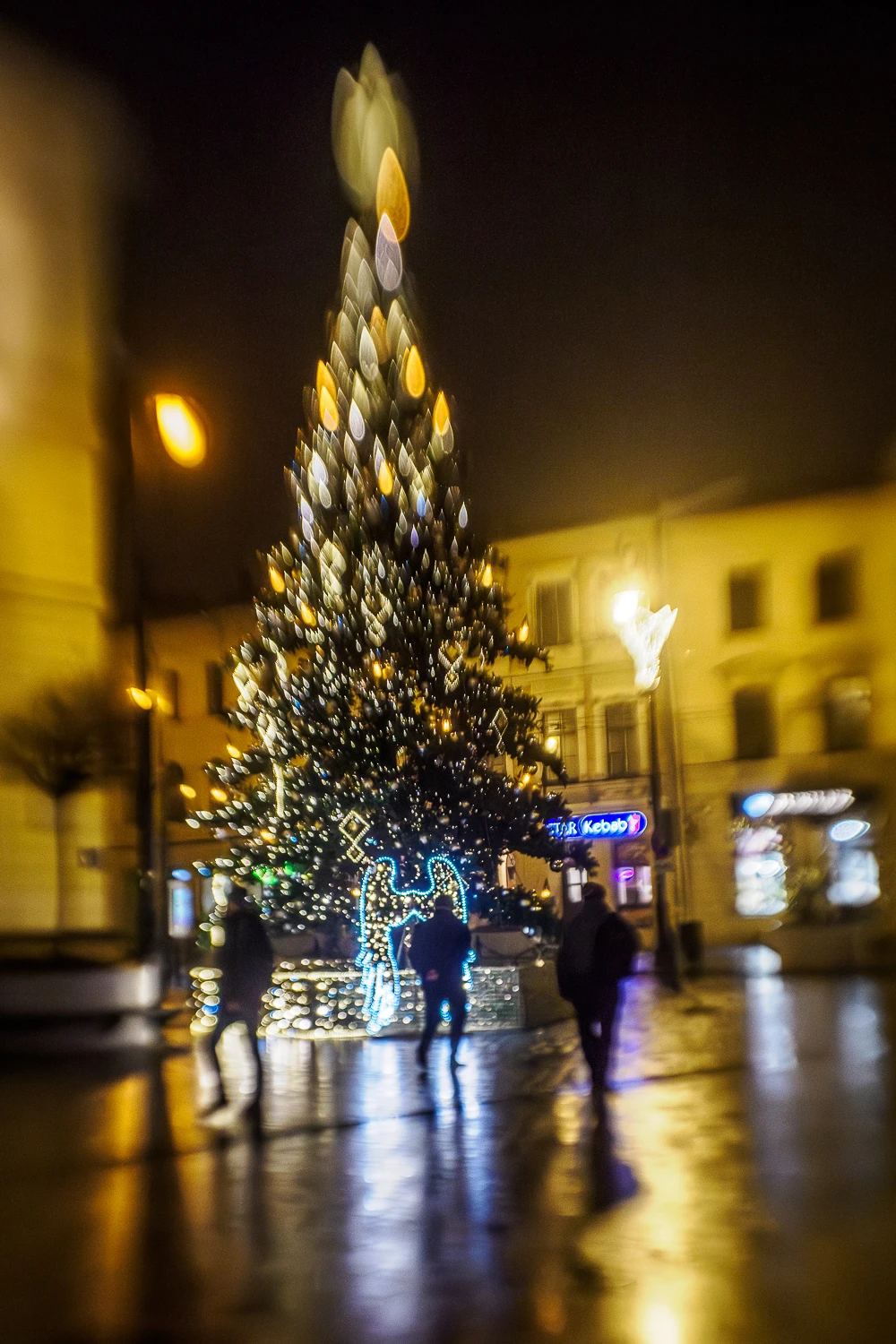 Lublin w świątecznej scenerii - Plac Łokietka