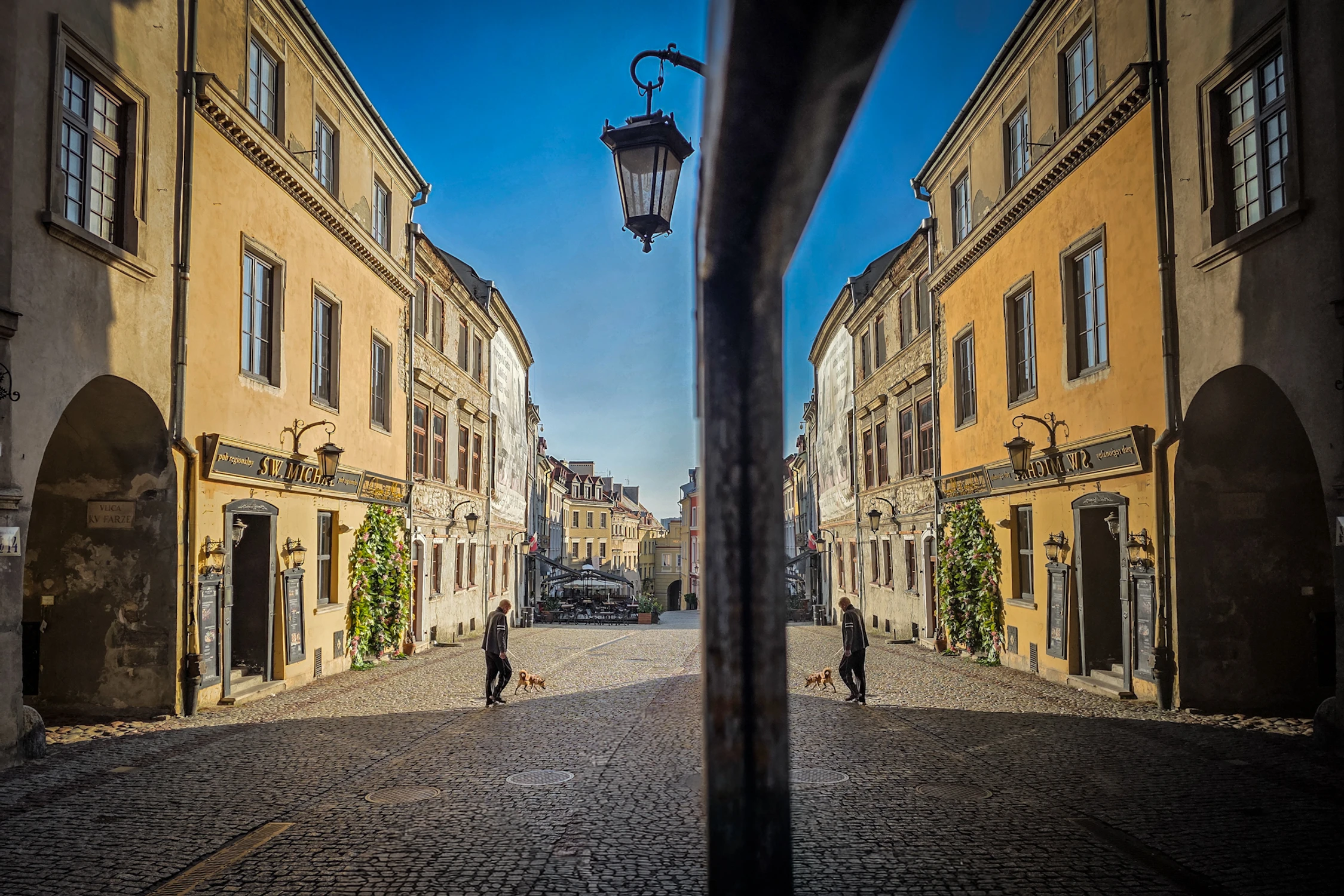 Lublin - ul. Grodzka i Brama Kv Farze