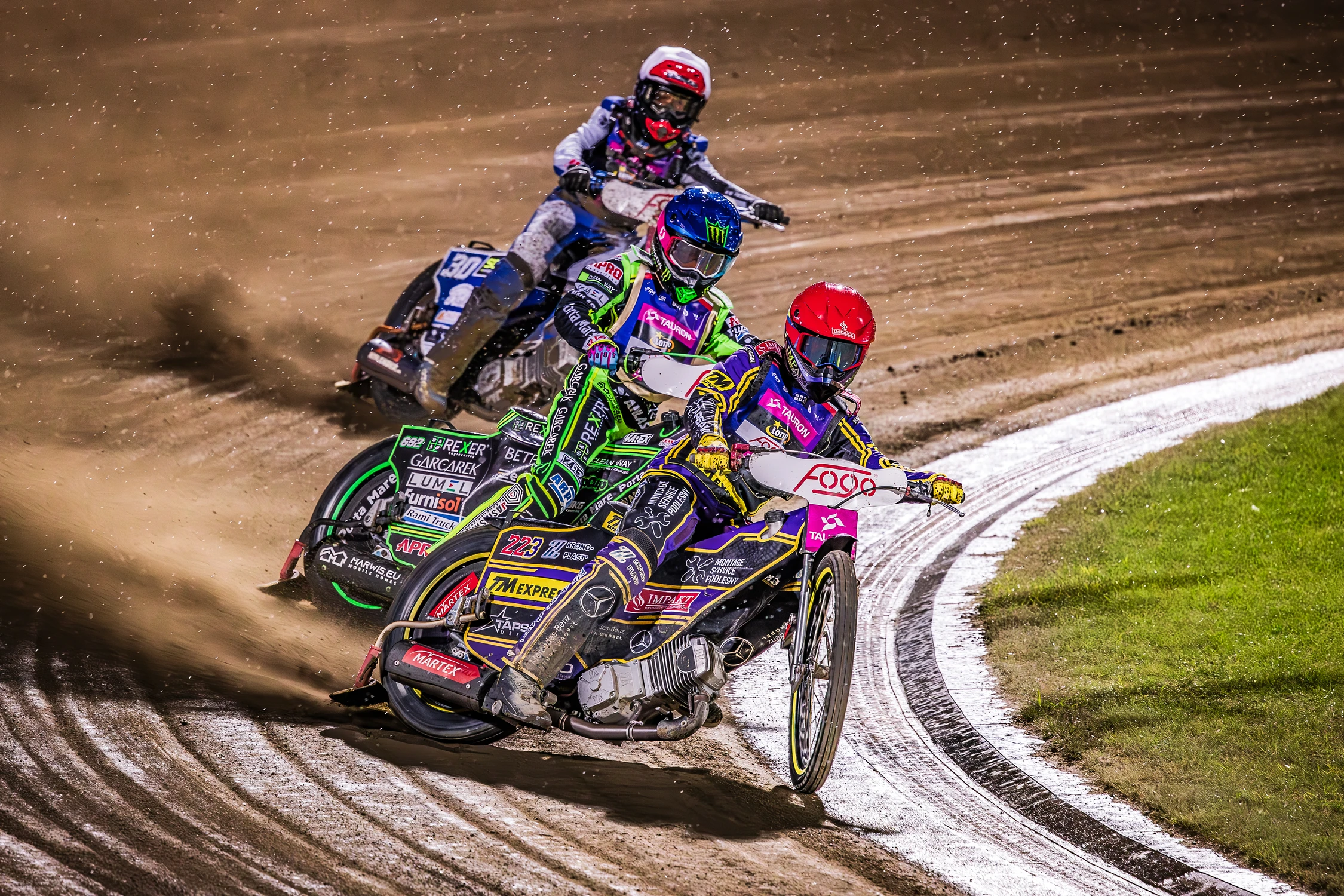 W deszczu też pojadą