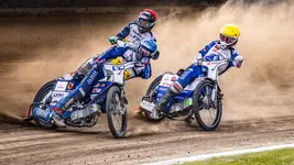 Kto dogoni jak jedzie Antoni?