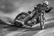 Spójrz w oczy młodego Skorpiona